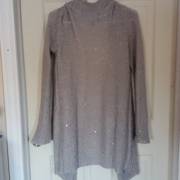 Sweater - Picture 3 of 3